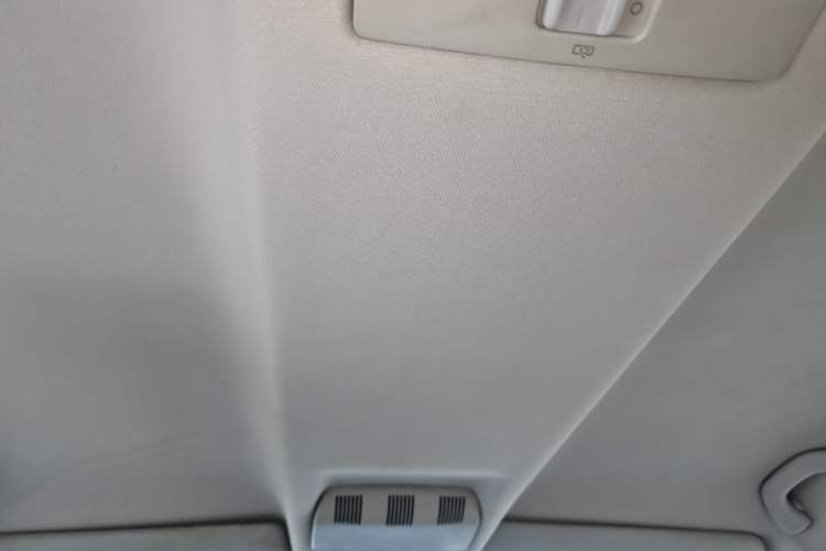 Used Skoda Octavia 2013 1.6L Automatic Yijie Edition Headliner