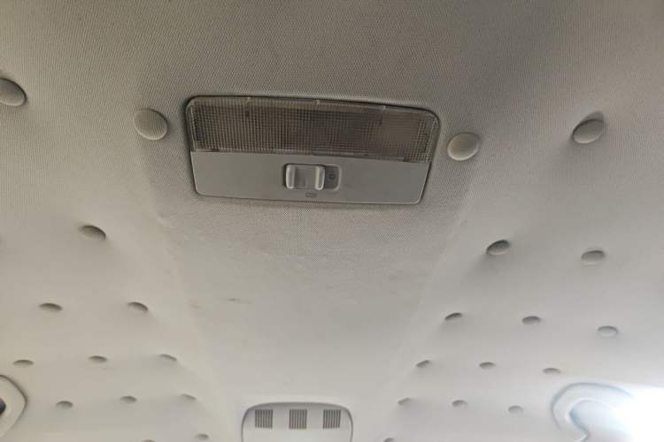 Used Skoda Octavia 2013 1.6L Automatic Yijie Edition Headliner