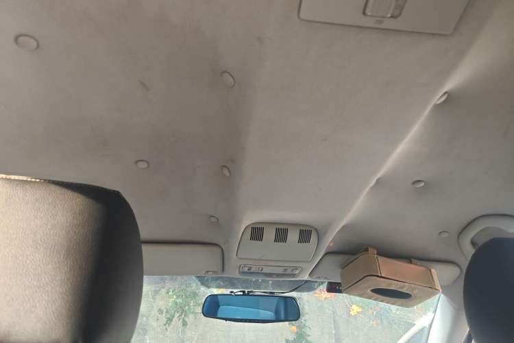 Used Skoda Octavia 2013 1.6L Manual Yijie Edition Headliner