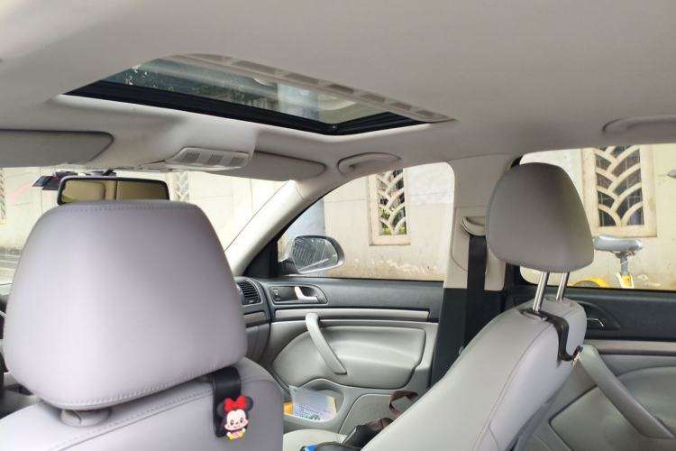 Used Skoda Octavia 2013 1.4TSI Manual Yijun Edition Headliner