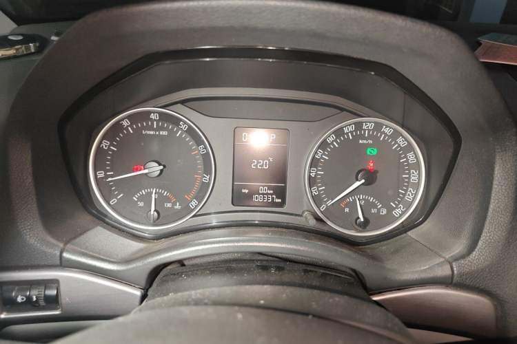Used Skoda Octavia 2013 1.6L Automatic Yijie Edition Instrument Cluster