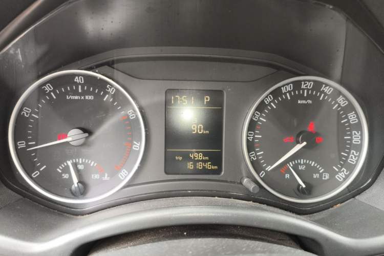 Used Skoda Octavia 2013 1.6L Automatic Yijun Edition Instrument Cluster