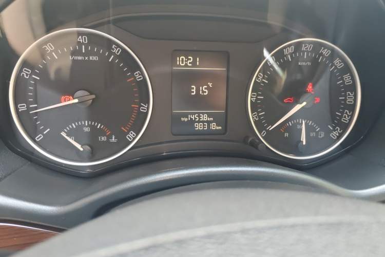 Used Skoda Octavia 2013 1.6L Manual Yijun Edition Instrument Cluster