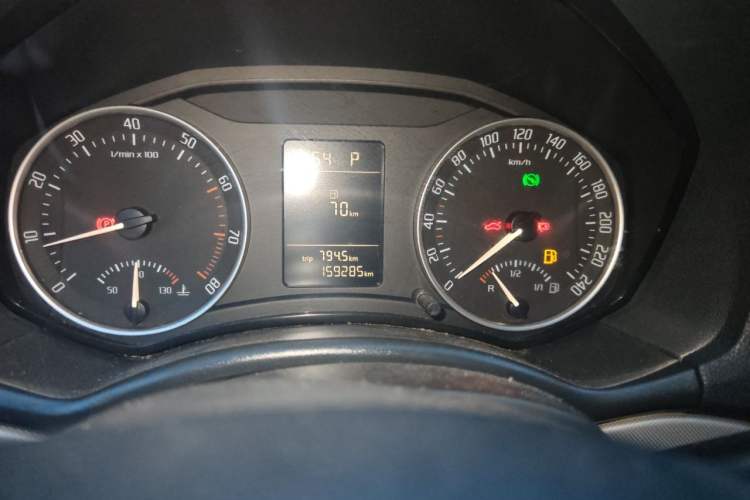 Used Skoda Octavia 2013 1.6L Automatic Elegance Edition Instrument Cluster