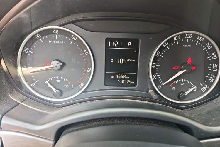 Used Skoda Octavia 2013 1.6L Automatic Yijie Edition Instrument Cluster