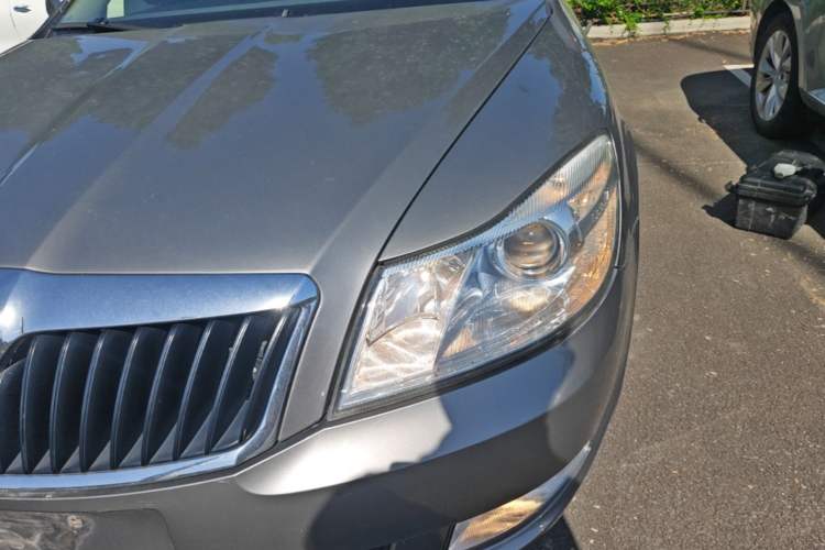 Used Skoda Octavia 2013 1.6L Manual Yijie Edition Left Front Headlight
