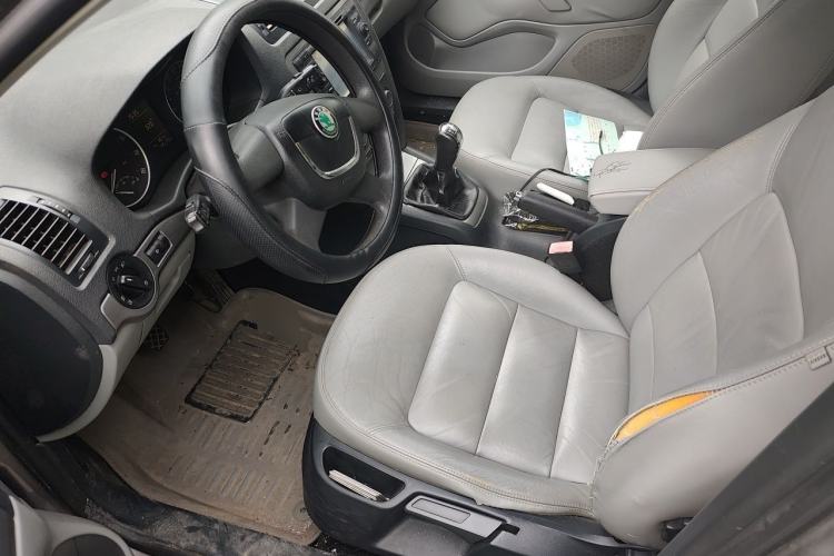 Used Skoda Octavia 2013 1.6L Manual Yijun Edition Left Front Seat