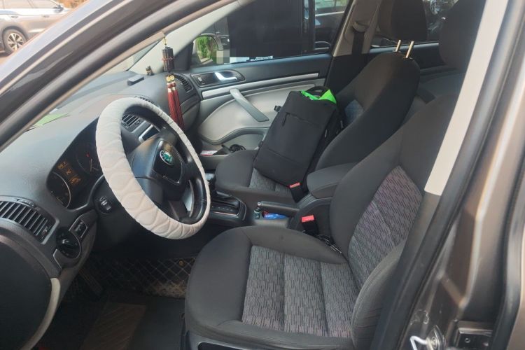 Used Skoda Octavia 2013 1.6L Automatic Yijie Edition Left Front Seat