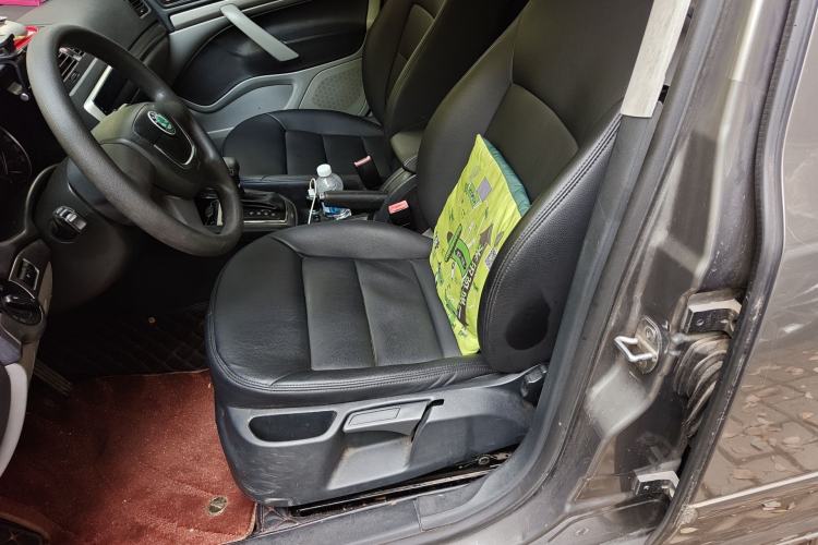Used Skoda Octavia 2013 1.6L Automatic Yijie Edition Left Front Seat