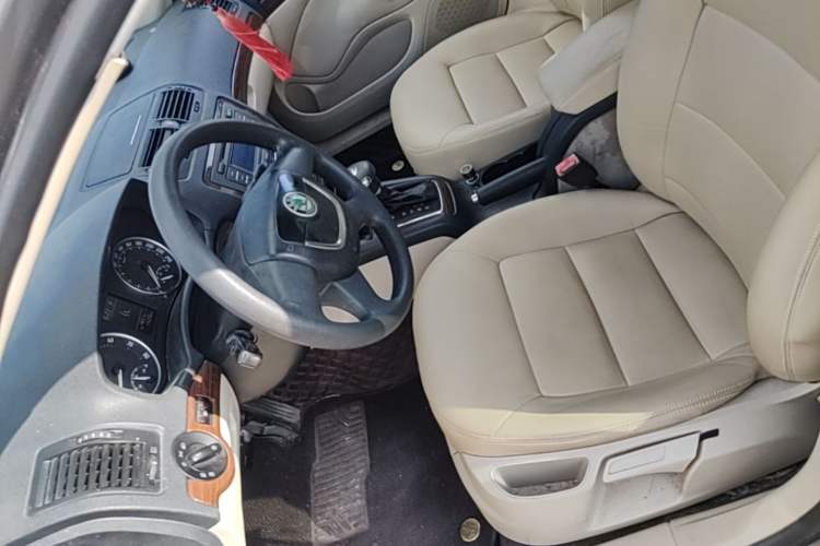 Used Skoda Octavia 2013 1.4TSI DSG Yijun Edition Left Front Seat