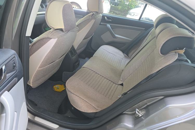 Used Skoda Octavia 2013 1.6L Automatic Yijie Edition Left Rear Seat