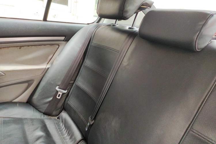 Used Skoda Octavia 2013 1.6L Automatic Yijie Edition Left Rear Seat