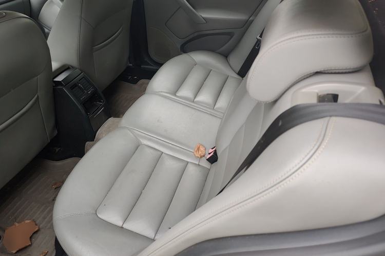 Used Skoda Octavia 2013 1.6L Manual Yijun Edition Left Rear Seat