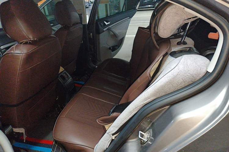 Used Skoda Octavia 2013 1.6L Manual Yijie Edition Left Rear Seat