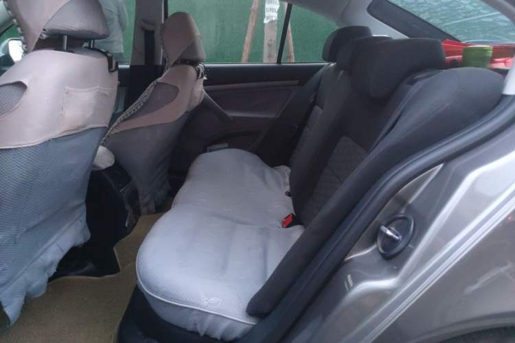 Used Skoda Octavia 2013 1.6L Automatic Yijie Edition Left Rear Seat