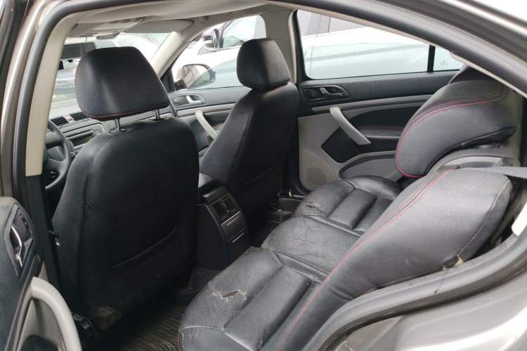 Used Skoda Octavia 2013 1.6L Automatic Yijie Edition Left Rear Seat