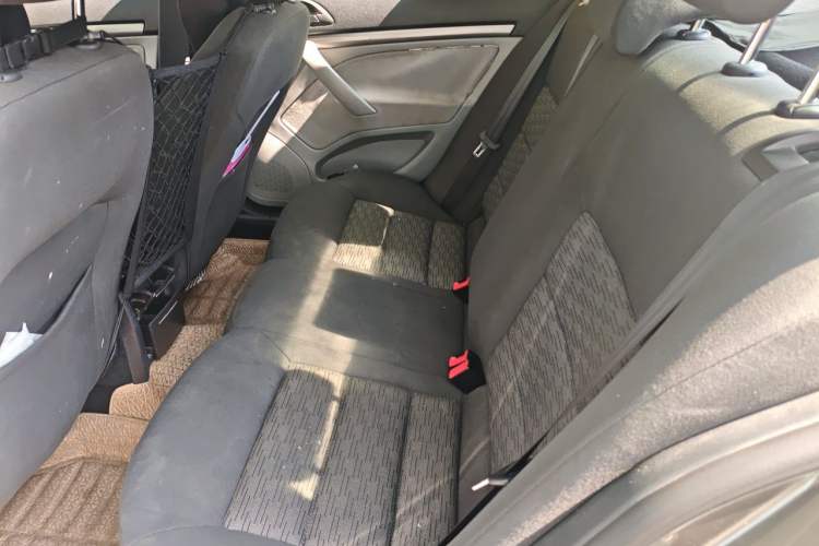 Used Skoda Octavia 2013 1.6L Automatic Yijie Edition Left Rear Seat