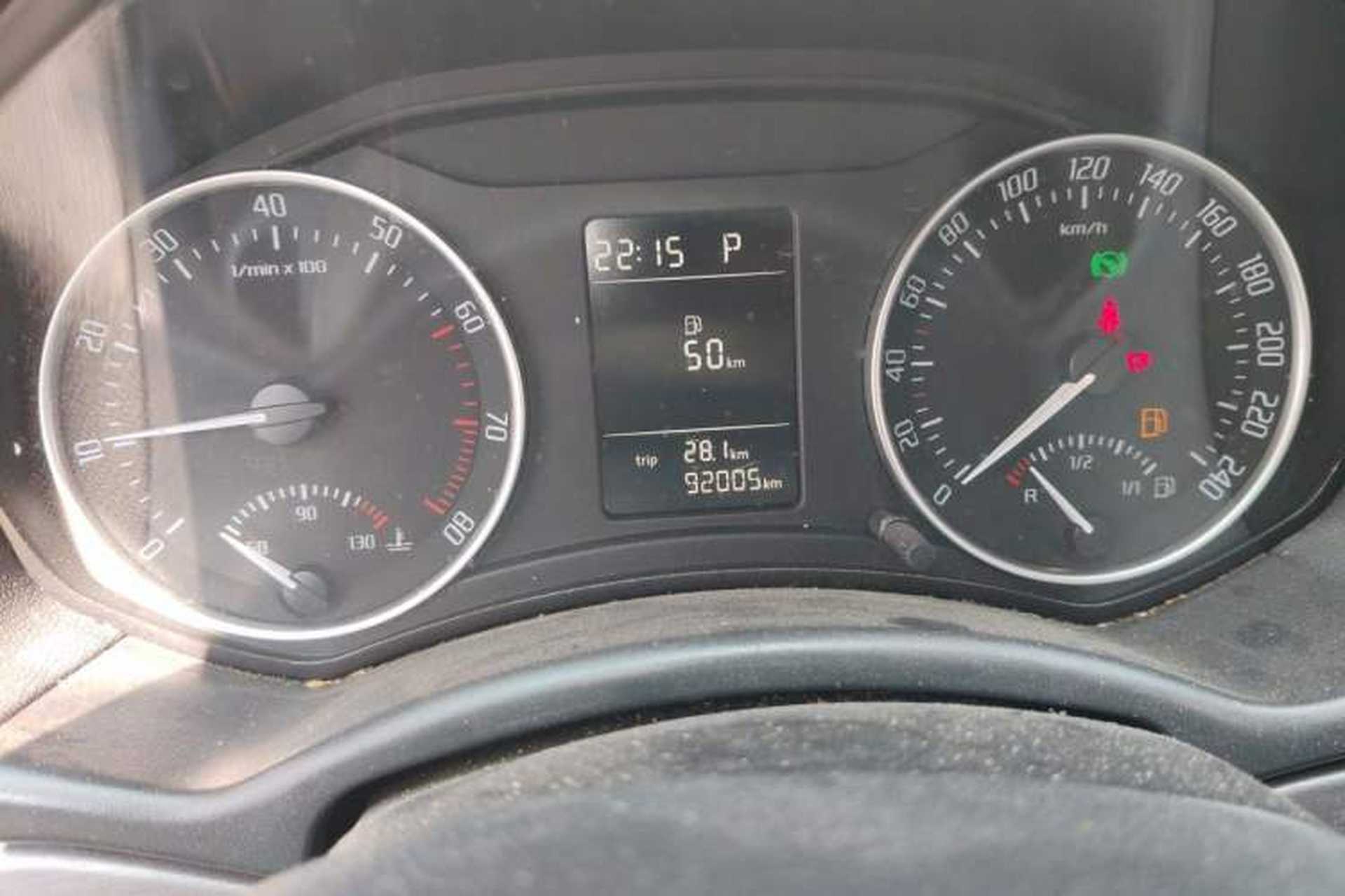 Used Skoda Octavia 2013 1.6L Automatic Yijun Edition Odometer Close Up