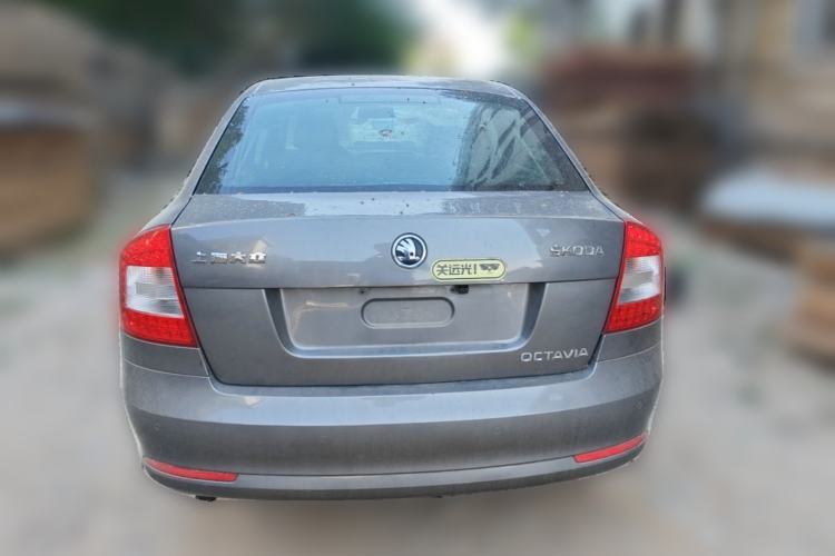 Used Skoda Octavia 2013 1.6L Automatic Yijie Edition Rear