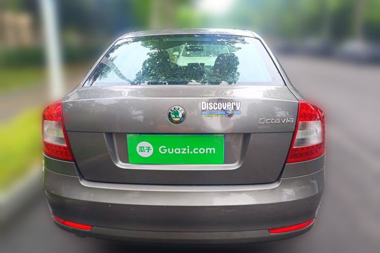 Used Skoda Octavia 2013 1.6L Manual Yijie Edition Rear