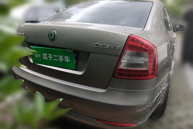 Used Skoda Octavia 2013 1.6L Manual Yijun Edition Rear