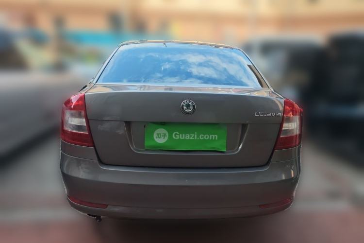 Used Skoda Octavia 2013 1.6L Automatic Yijie Edition Rear