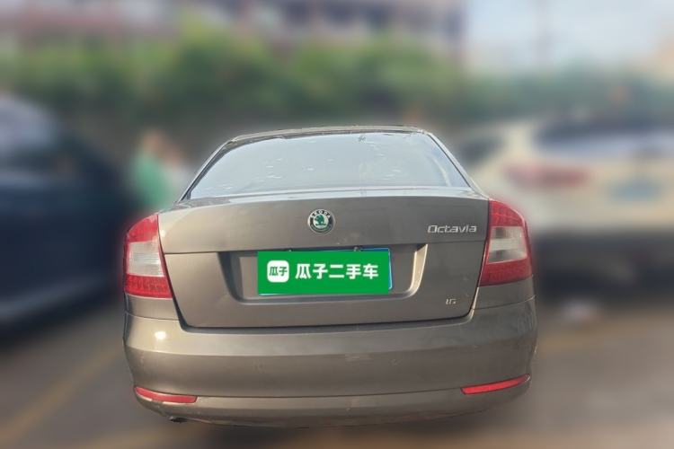 Used Skoda Octavia 2013 1.6L Manual Yijie Edition Rear