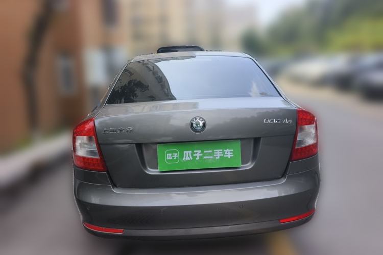 Used Skoda Octavia 2013 1.6L Automatic Yijie Edition Rear