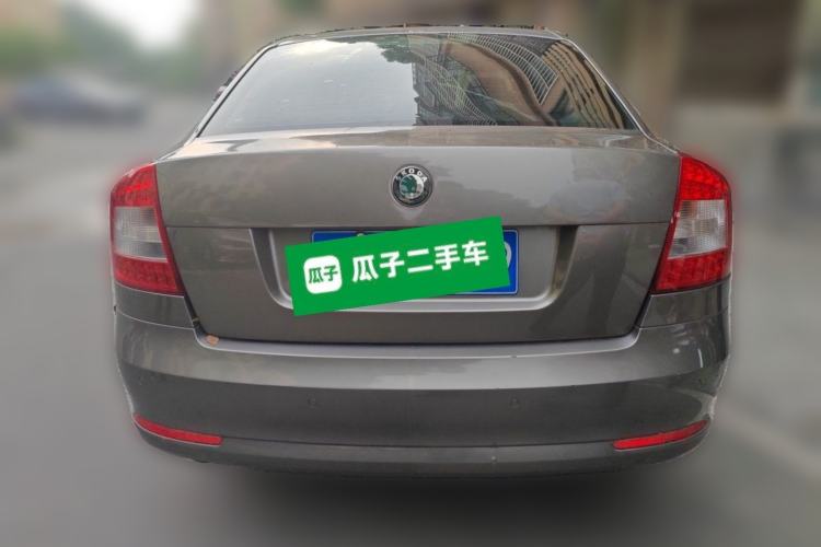 Used Skoda Octavia 2013 1.6L Manual Yijie Edition Rear