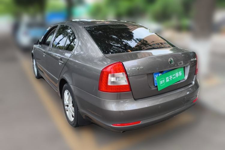 Used Skoda Octavia 2013 1.6L Automatic Yijun Edition Rear Left 45 Deg