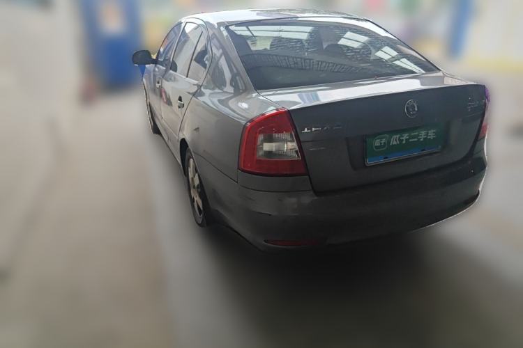 Used Skoda Octavia 2013 1.6L Automatic Yijie Edition Rear Left 45 Deg
