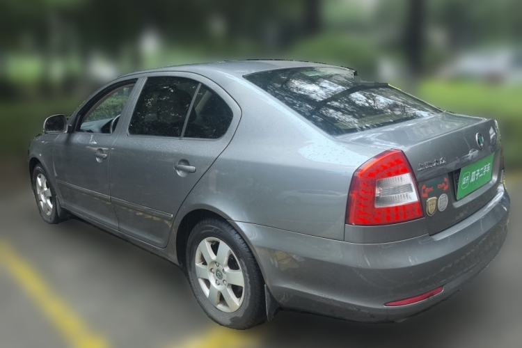 Used Skoda Octavia 2013 1.6L Automatic Yijun Edition Rear Left 45 Deg