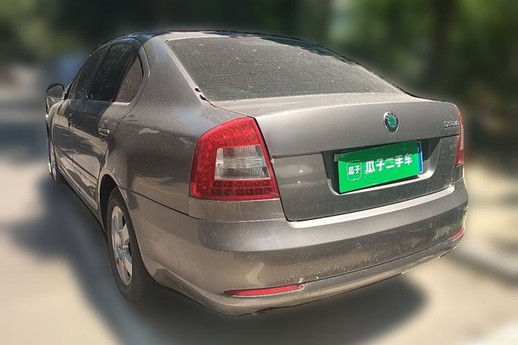 Used Skoda Octavia 2013 1.6L Automatic Yijie Edition Rear Left 45 Deg
