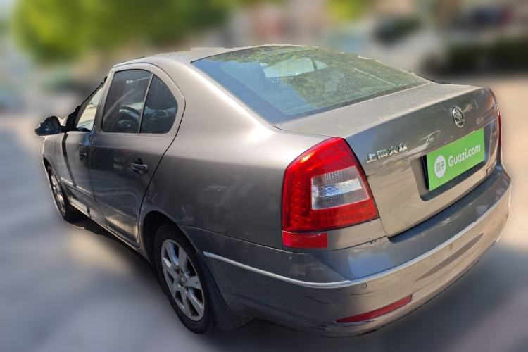 Used Skoda Octavia 2013 1.6L Manual Yijie Edition Rear Left 45 Deg