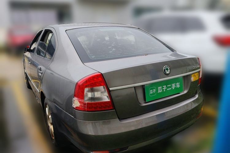 Used Skoda Octavia 2013 1.6L Automatic Yijie Edition Rear Left 45 Deg