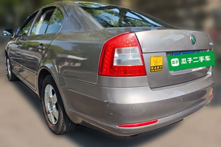 Used Skoda Octavia 2013 1.6L Automatic Yijie Edition Rear Left 45 Deg