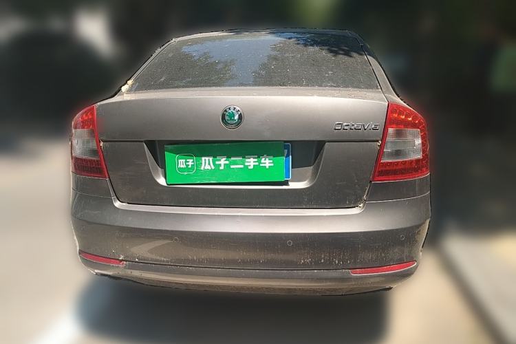 Used Skoda Octavia 2013 1.6L Automatic Yijie Edition Rear