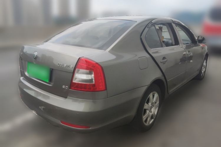 Used Skoda Octavia 2013 2.0L Automatic Yijie Edition Rear Right 45 Deg