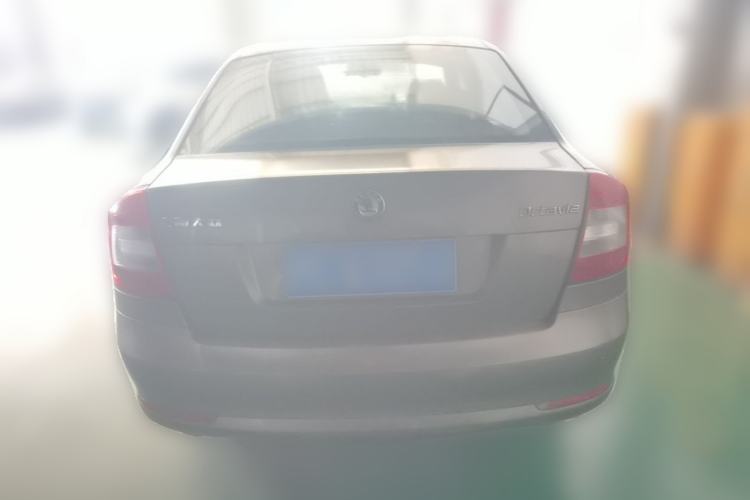 Used Skoda Octavia 2013 1.6L Automatic Yijun Edition Rear
