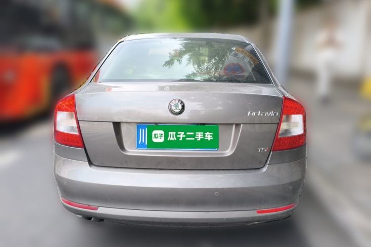 Used Skoda Octavia 2013 1.4TSI Manual Yijun Edition Rear
