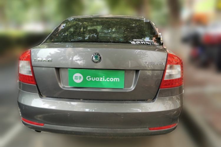 Used Skoda Octavia 2013 1.6L Automatic Yijun Edition Rear