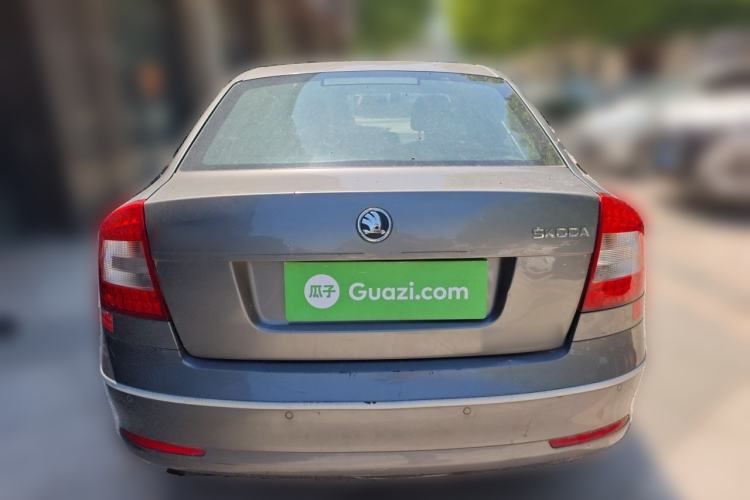 Used Skoda Octavia 2013 1.6L Manual Yijie Edition Rear