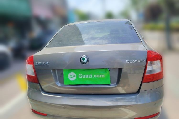 Used Skoda Octavia 2013 1.6L Automatic Yijun Edition Rear