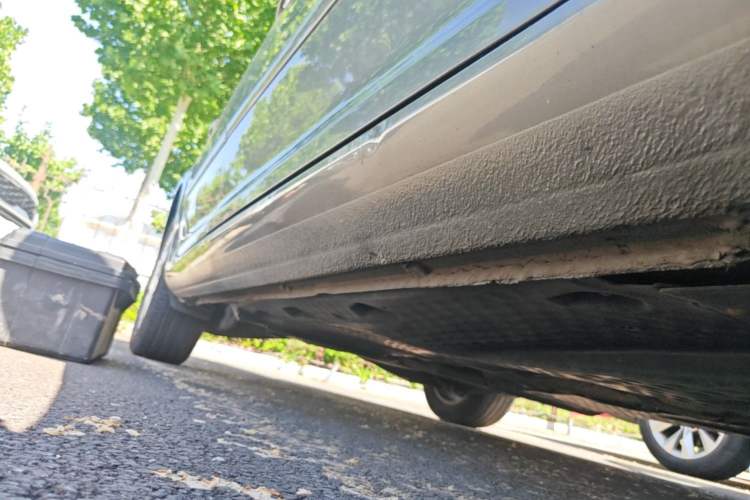 Used Skoda Octavia 2013 1.6L Manual Yijie Edition Right Side Sill