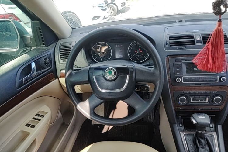 Used Skoda Octavia 2013 1.4TSI DSG Yijun Edition Steering Wheel