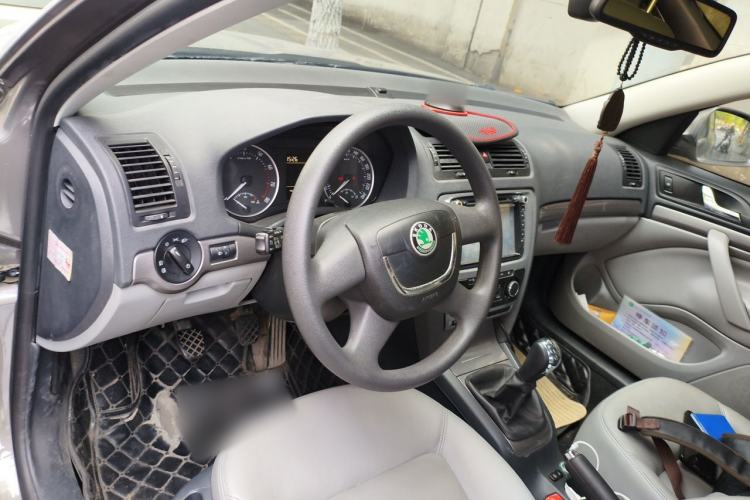 Used Skoda Octavia 2013 1.4TSI Manual Yijun Edition Steering Wheel