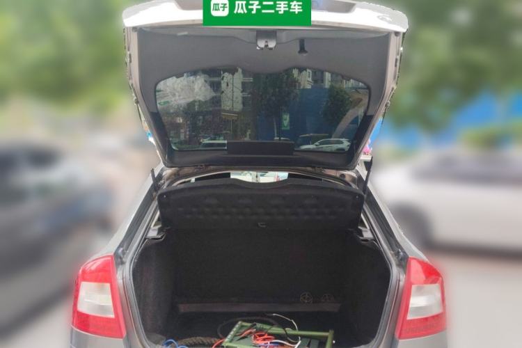 Used Skoda Octavia 2013 1.6L Manual Yijie Edition Trunk