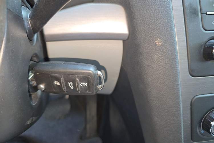 Used Skoda Octavia 2013 1.6L Automatic Yijie Edition Vehicle Key