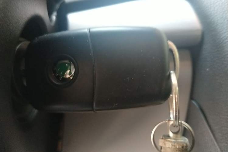 Used Skoda Octavia 2013 1.6L Automatic Yijie Edition Vehicle Key