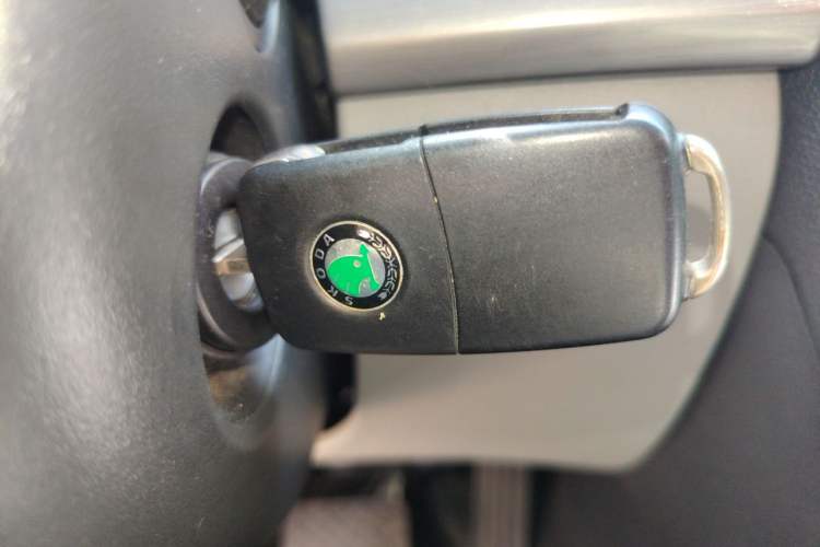 Used Skoda Octavia 2013 1.6L Automatic Yijun Edition Vehicle Key